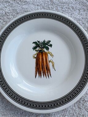 Pfaltzgraff Vintage Farmers Market Carrot Salad Plate - Super cute!